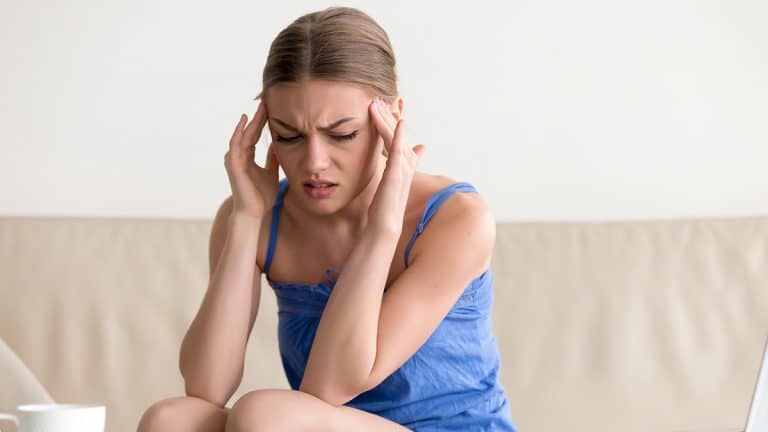 Five Habits That Contribute To Chronic Headache